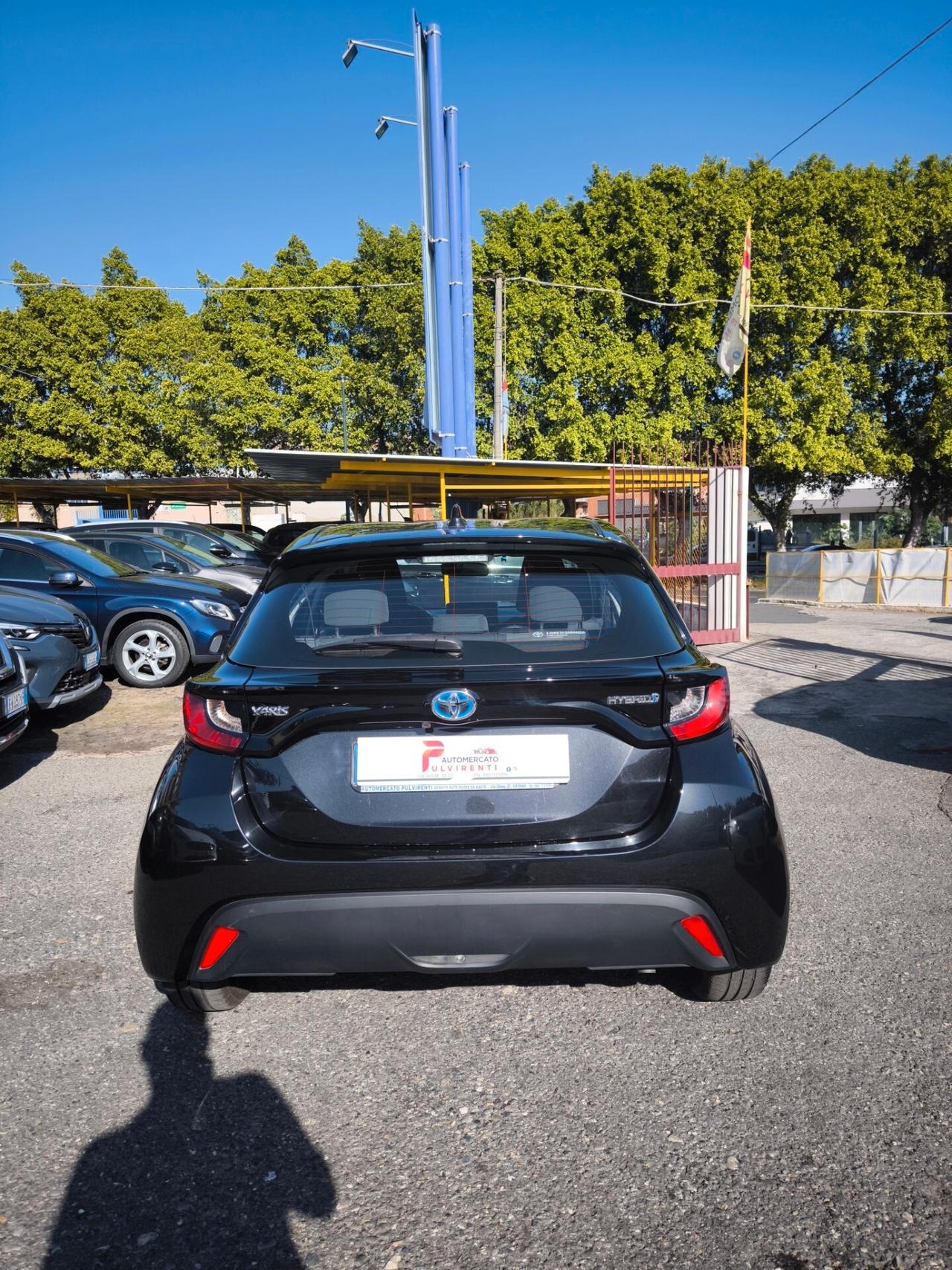 Toyota Yaris 1.5 Hybrid 5 porte Business