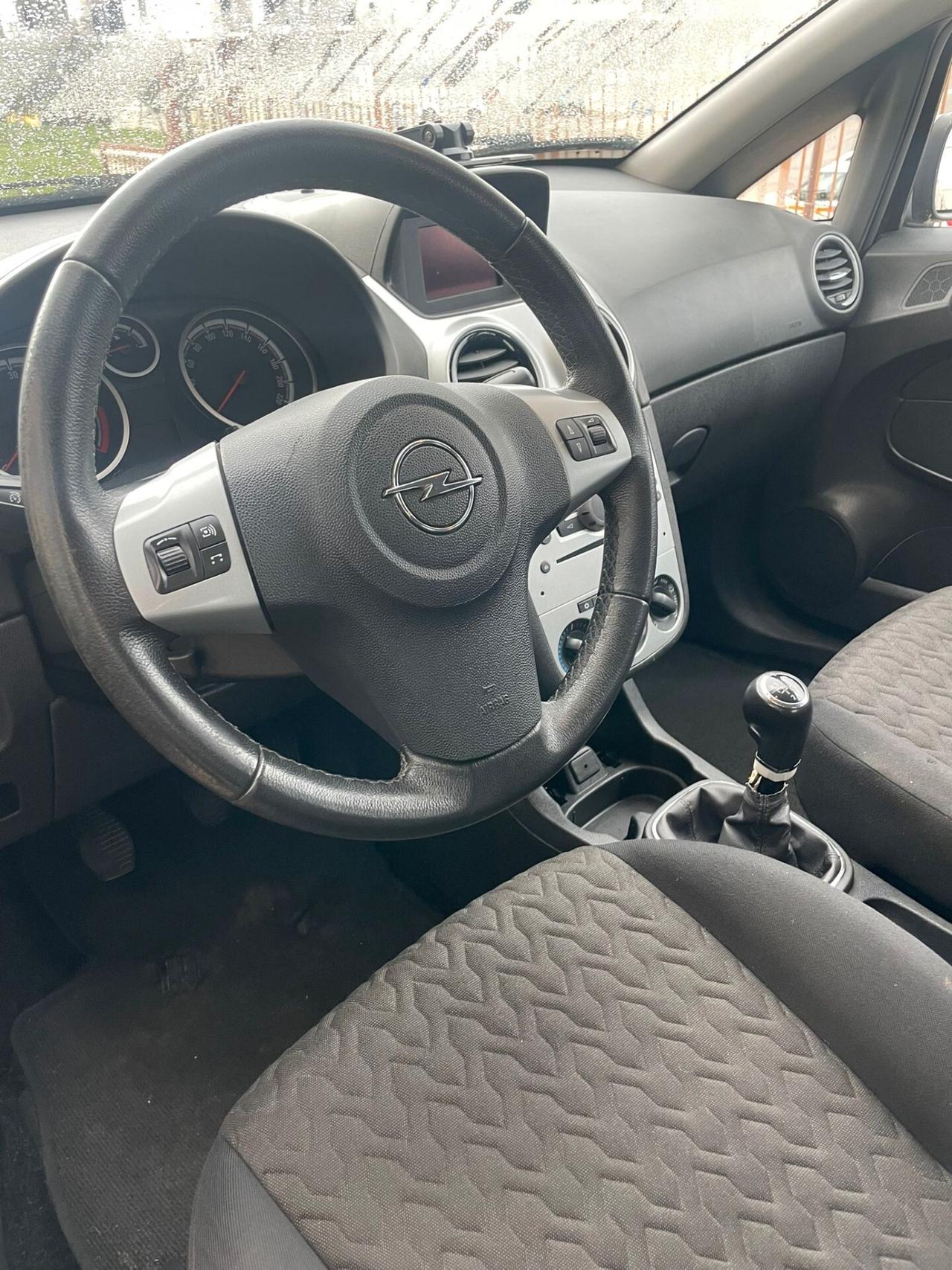 OPEL CORSA 1.3 CDTI 75CV F.AP. 5 PORTE AUTO PER NEO PATENTATI