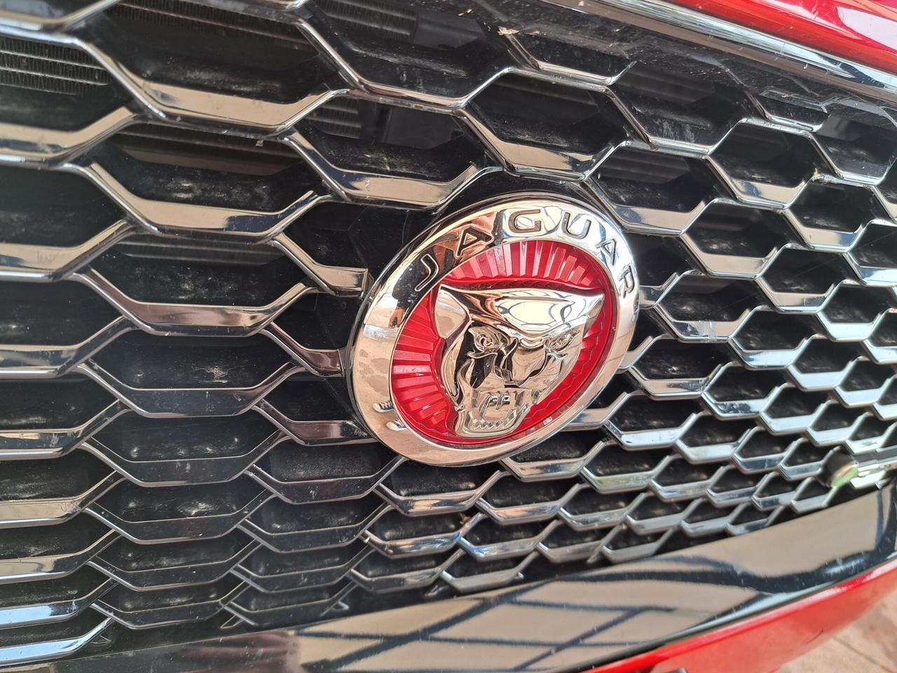 Jaguar E-Pace 2.0D 150 CV R-Dynamic