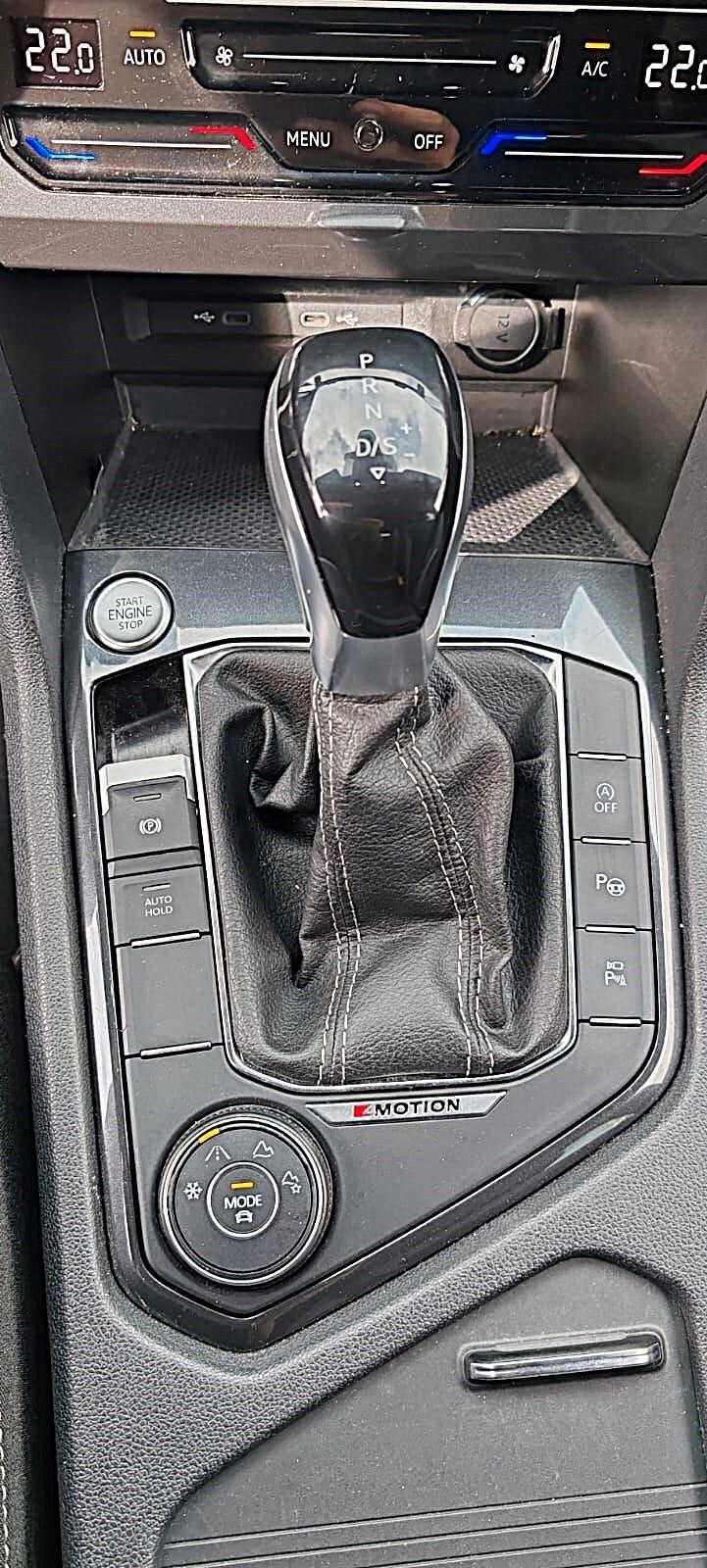 Volkswagen Tiguan 2.0 TDI 200 CV SCR DSG 4MOTION R-Line