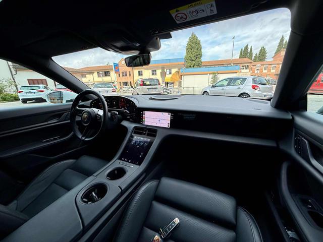 PORSCHE Taycan Taycan