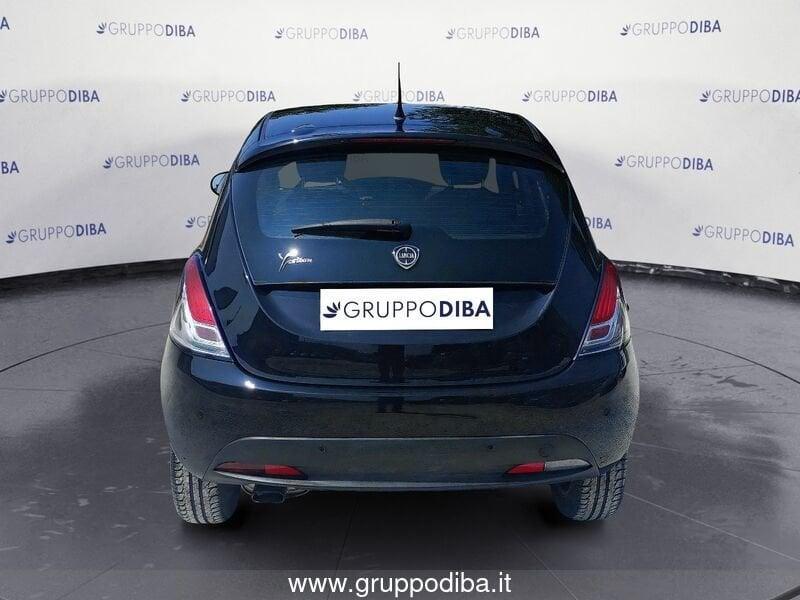 Lancia Ypsilon III 2011 Benzina 1.2 8v Silver c/clima 69cv