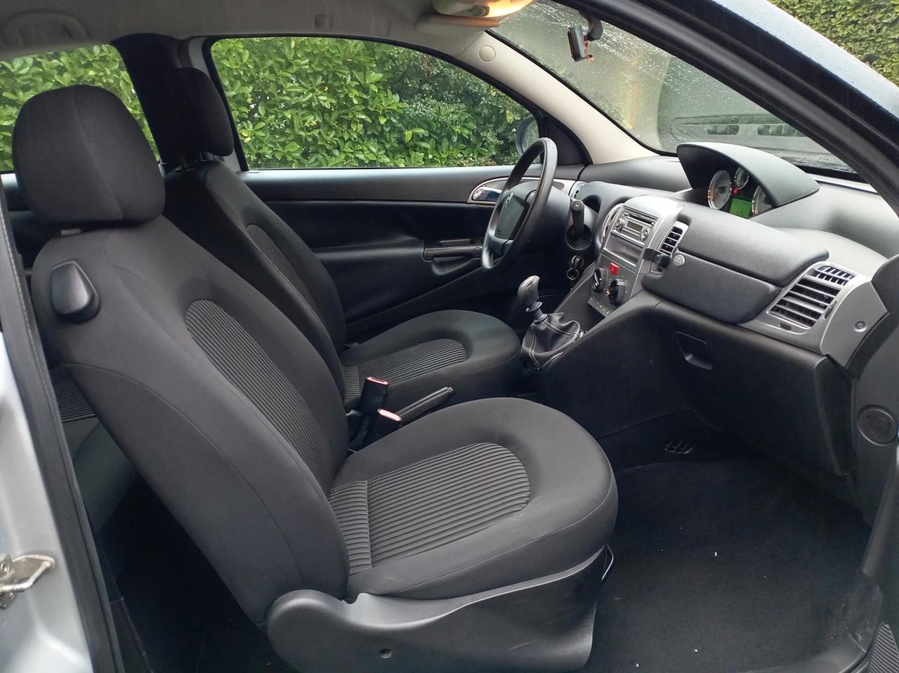 Lancia Ypsilon 1.2 Oro