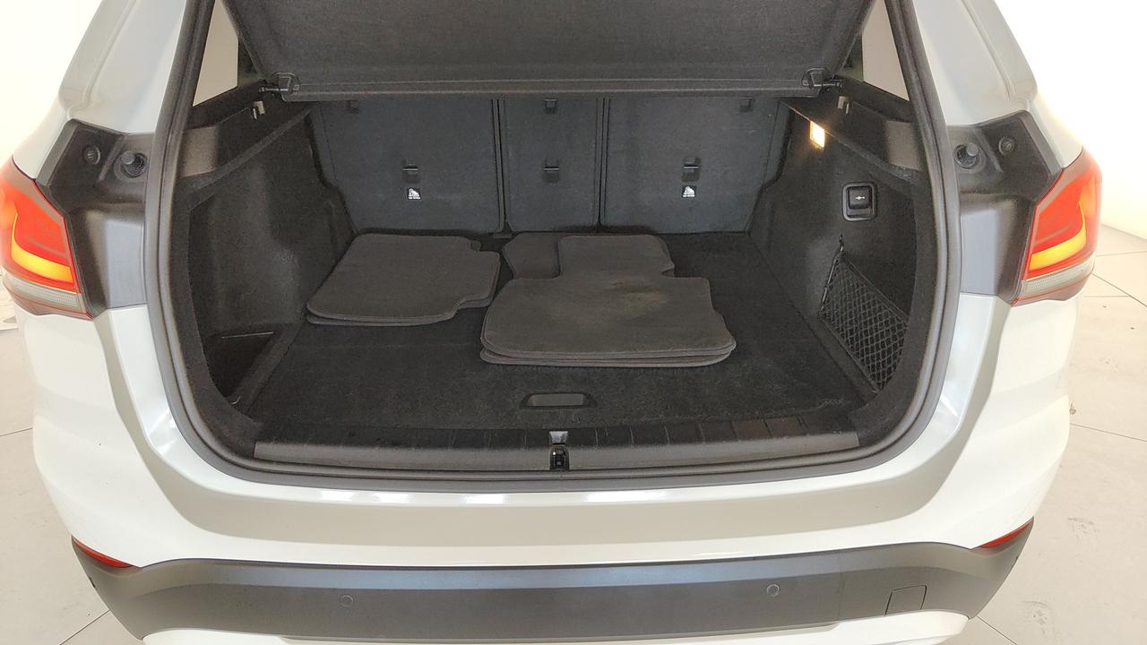 BMW X1 F48 2019 - X1 sdrive18d Business Advantage auto
