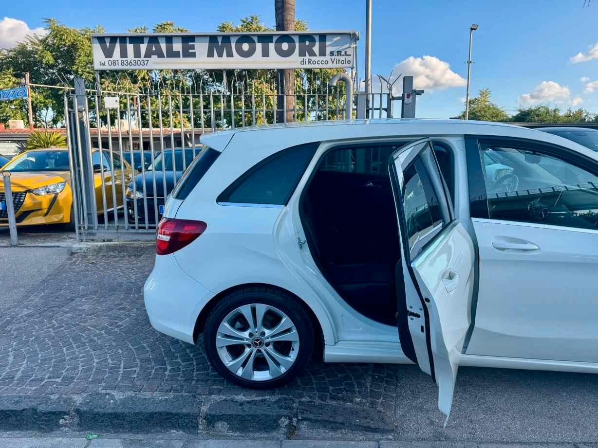 MERCEDES CLASSE B 180 D 1.5 PREMIUM