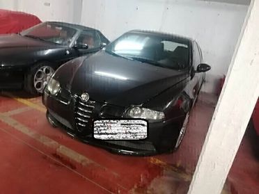Alfa Romeo 147 gta 3.2 v6