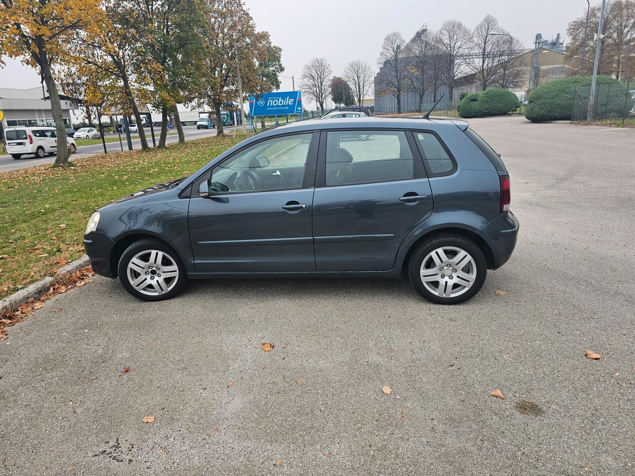 Volkswagen Polo 1.4/80CV 16V 5p. Comfortline