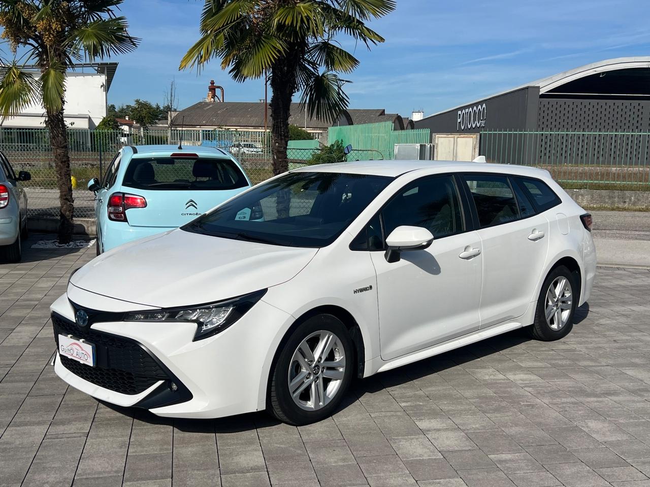 Toyota Corolla Touring 1.8 Hybrid Active