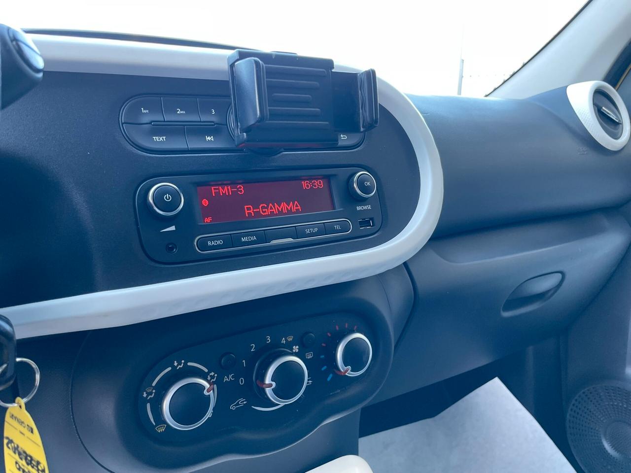 Renault Twingo TCe 90cv EDC Lovely