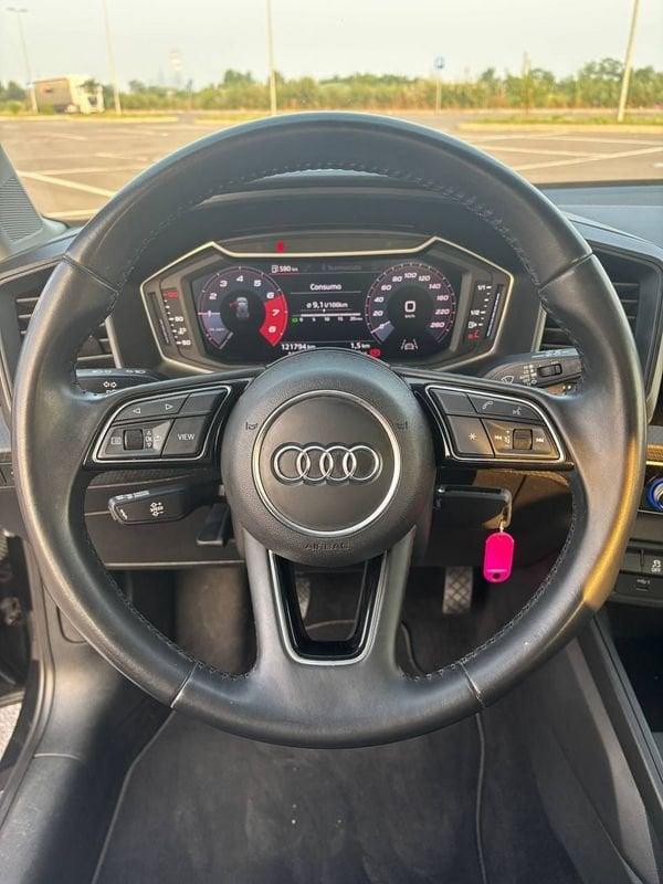 Audi A1 NEOP. BOOK SERVICE AUDI