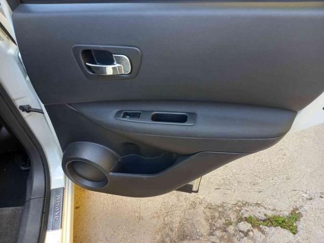 NISSAN Qashqai 2.0 dCi DPF Visia 4x4 tetto panoramico