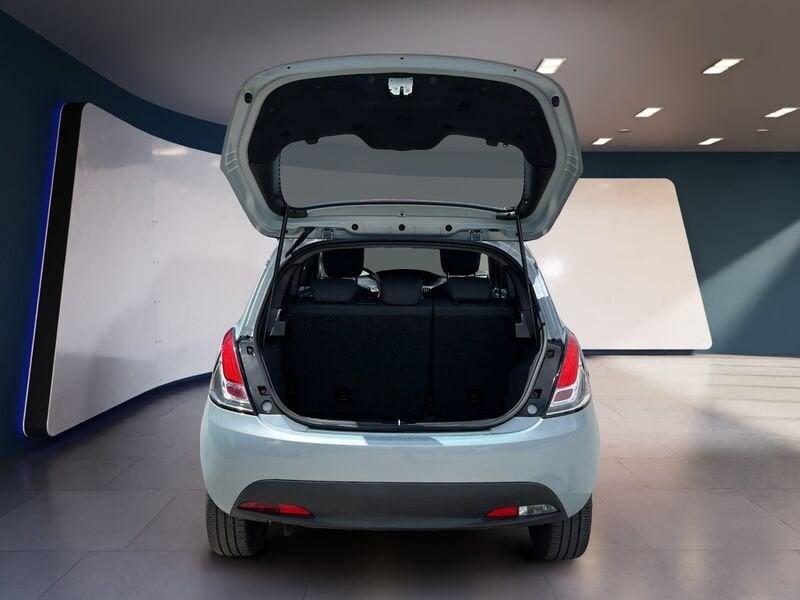 Lancia Ypsilon NUOVA My24 402 Oro 1.0