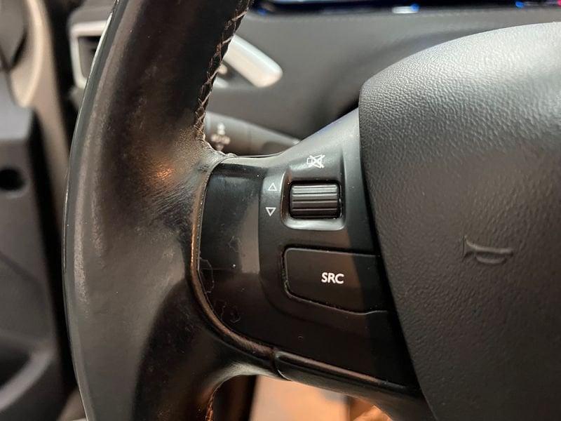 Peugeot 2008 BlueHDi 100 Allure