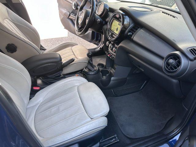 MINI Cooper D 1.5 Business 115 CV 5 porte
