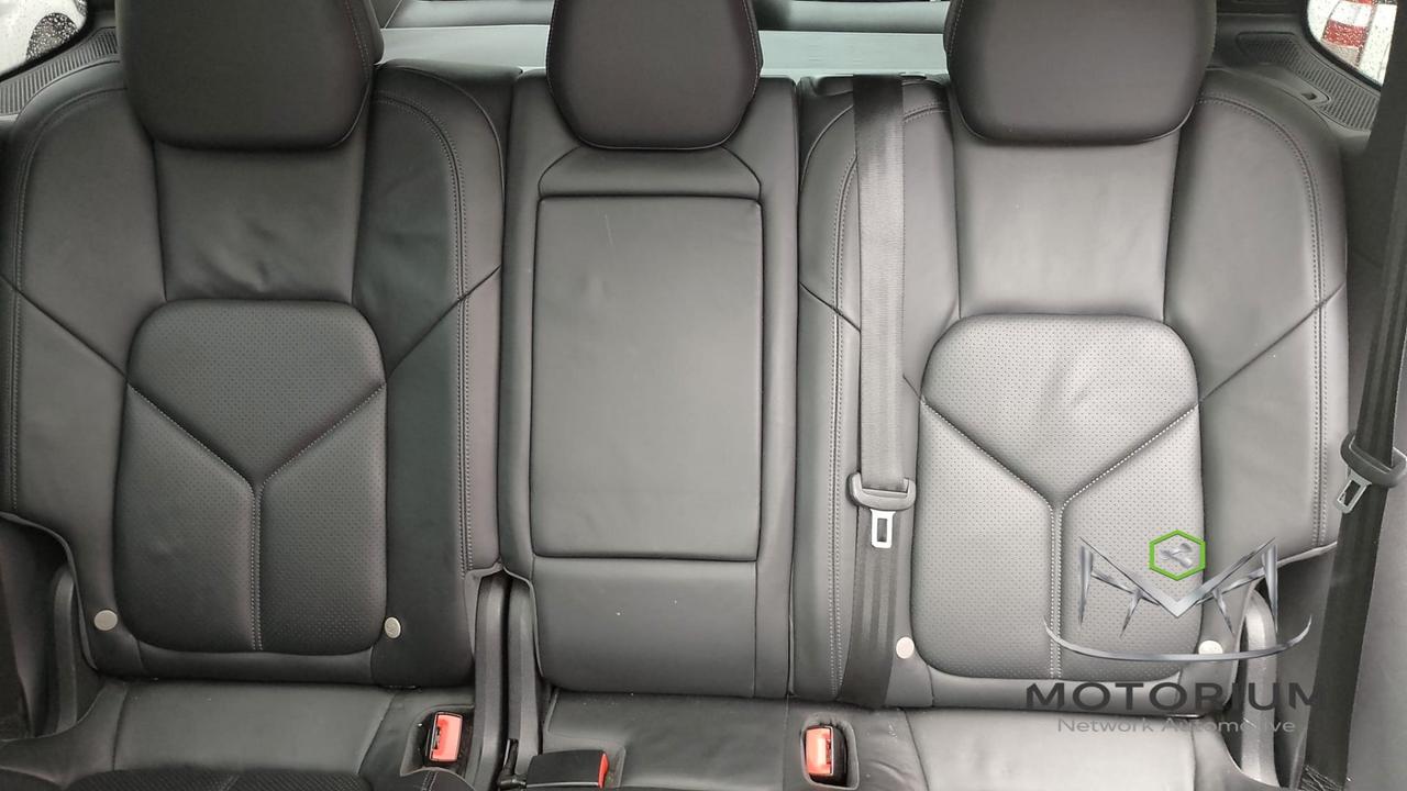 Porsche Cayenne Diesel 3.0 V6 245 CV Tiptronic