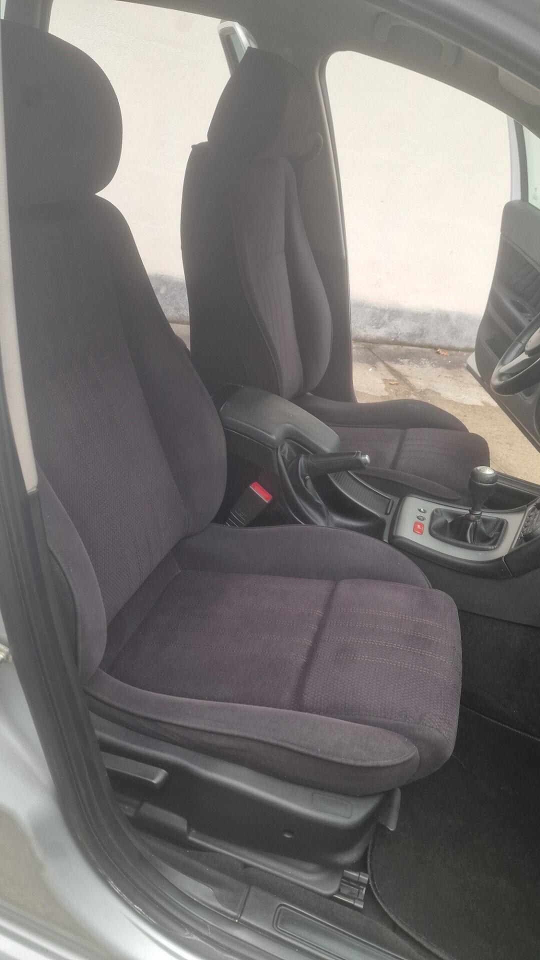 Alfa Romeo 159 1.9 JTDm Sportwagon Distinctive