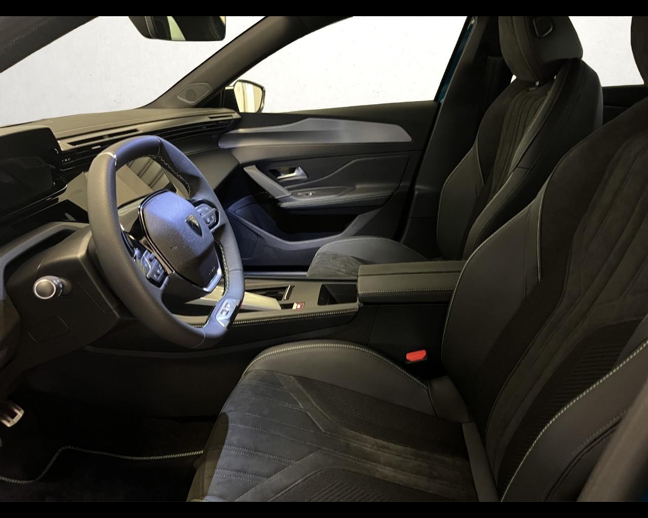 PEUGEOT Nuova 408 - Hybrid 136 e-DCS6 GT