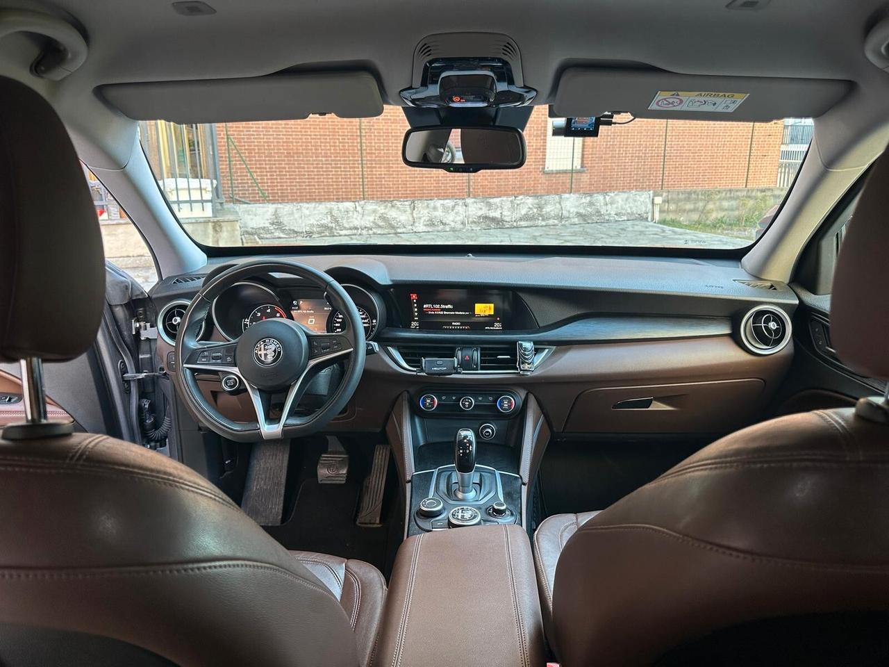 Alfa Romeo Stelvio 2.2 Turbodiesel 210 CV AT8 Q4 Executive