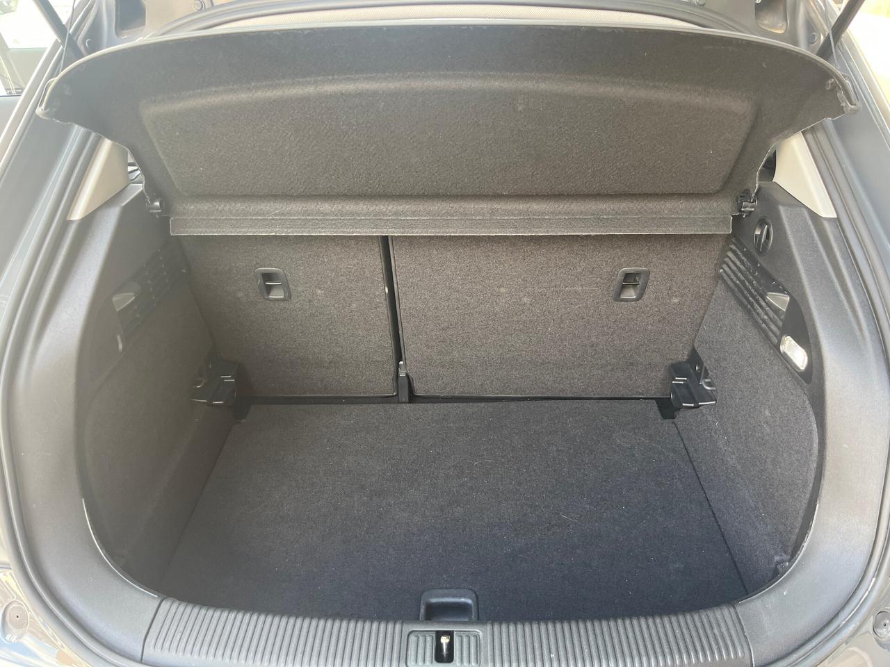 Audi A1 SPB 1.4 TDI S-Line 5 Posti