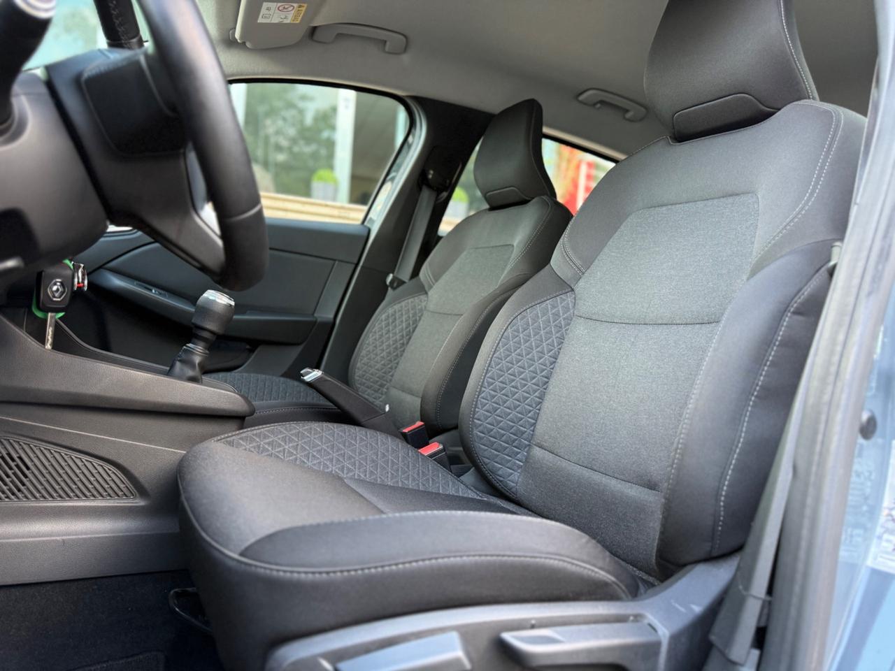 Renault Clio TCe 100 CV 5 porte Intens