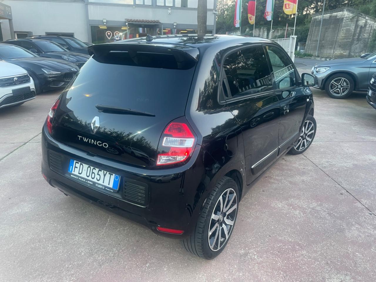 Renault Twingo TCe 90 CV EDC Intens