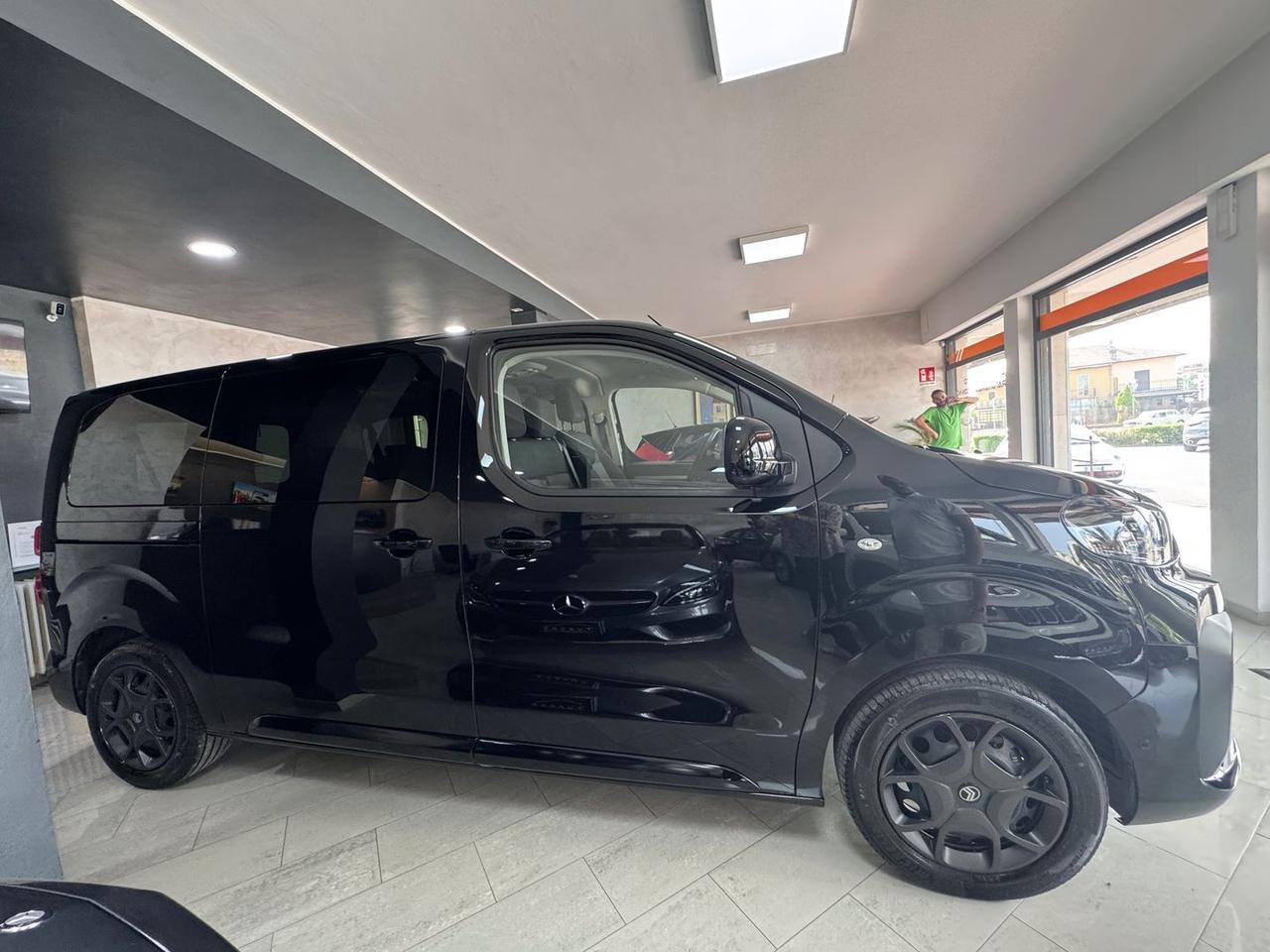Citroen Spacetourer Business 2.0 Blue HDi 180 #5840