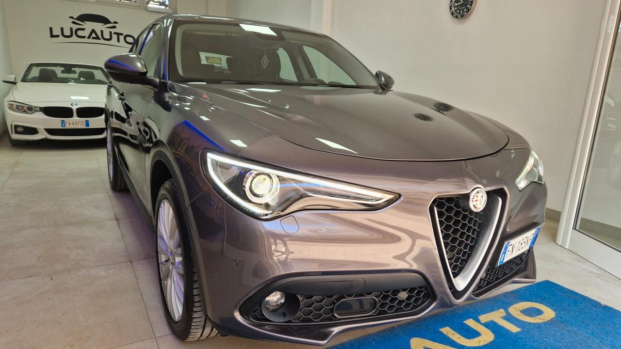 Alfa Romeo Stelvio 2.2 Turbodiesel 180 CV AT8 Q4 Executive