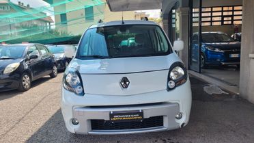 Renault Kangoo 1.5 Diesel 5 posti porte .. navi , gancio traino