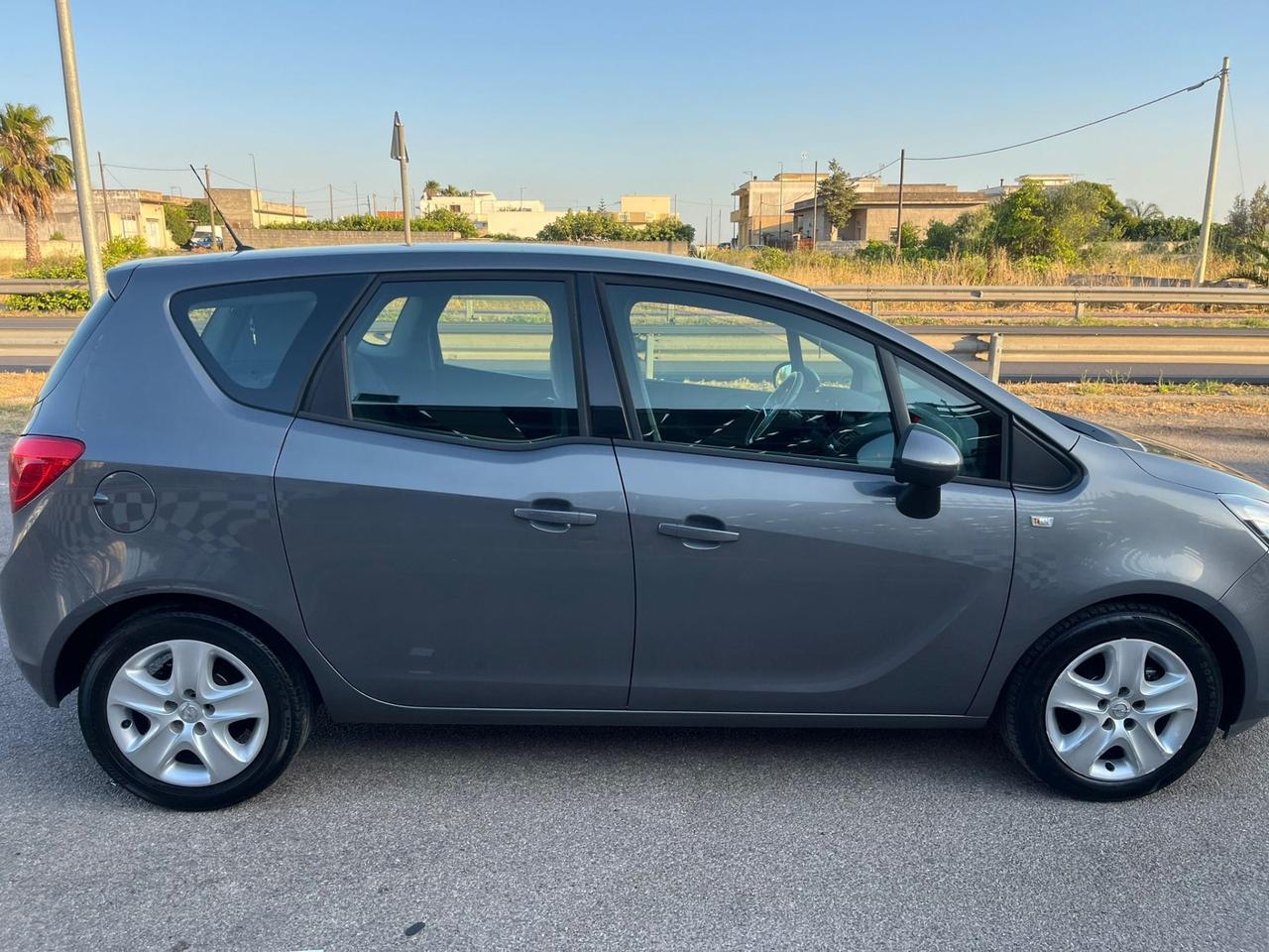 Opel Meriva 1.4 GPL Tech Cosmo Unipro 2015