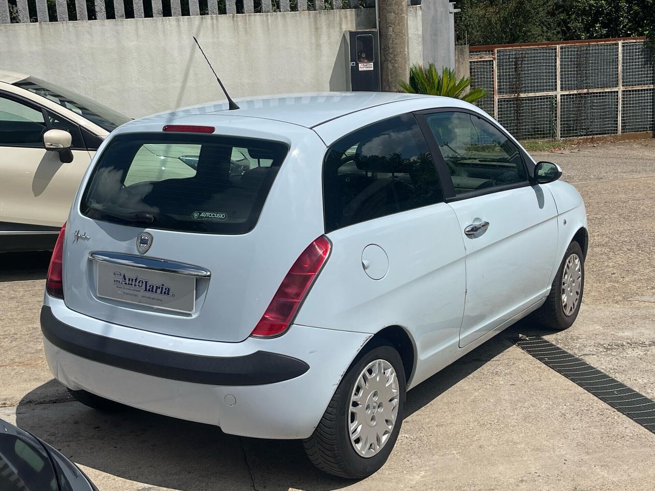 LANCIA YPSILON 1.2 16v Argento 60 cv "adatta anche per neopatentati"