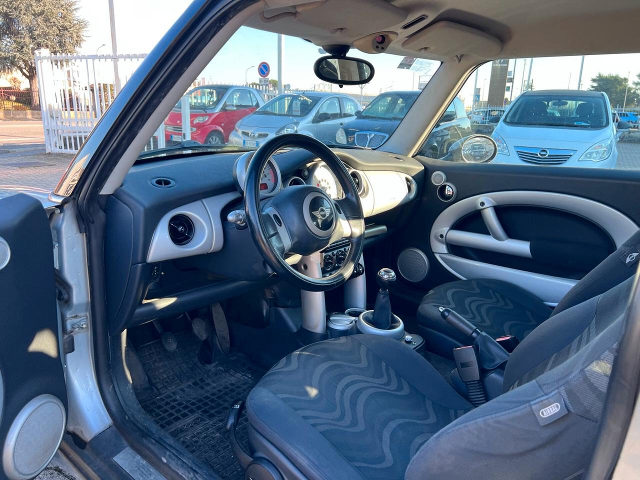 Mini 1.6 16V One de luxe