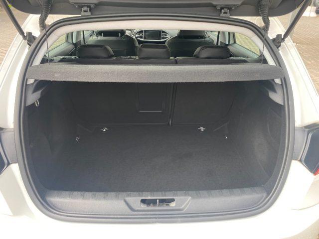 PEUGEOT 308 1.6 HDi 115CV Allure