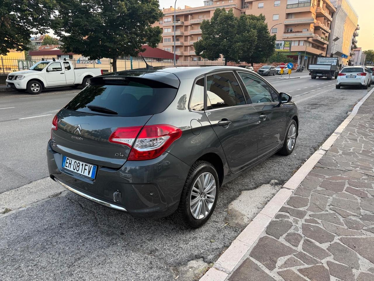 CITROEN C4 1,6 eHDI 110 CV EXCLUSIVE 5P