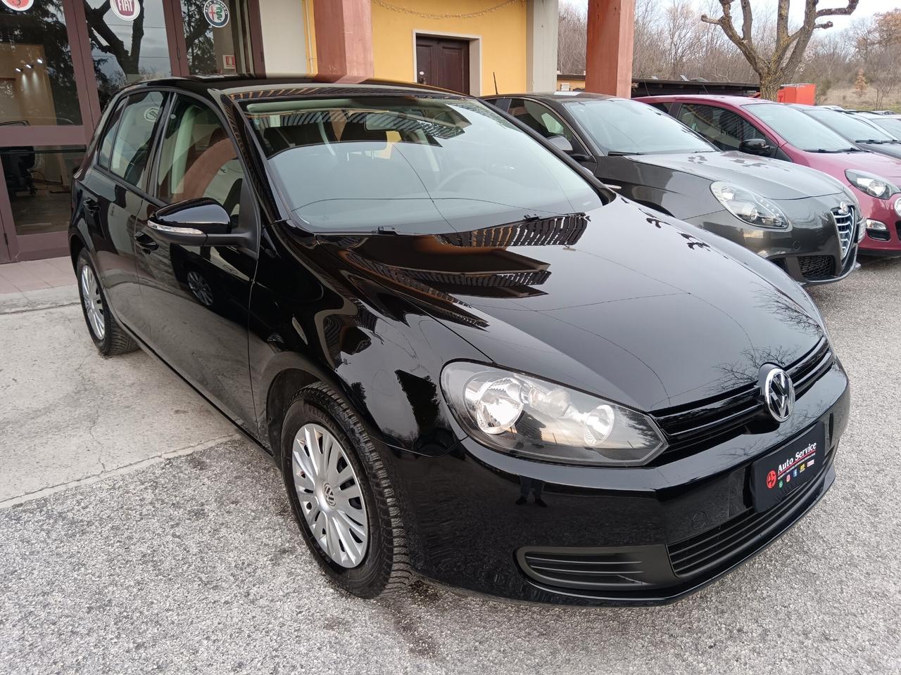 Volkswagen Golf 1.6 TDI 105CV NEOPATENTATI