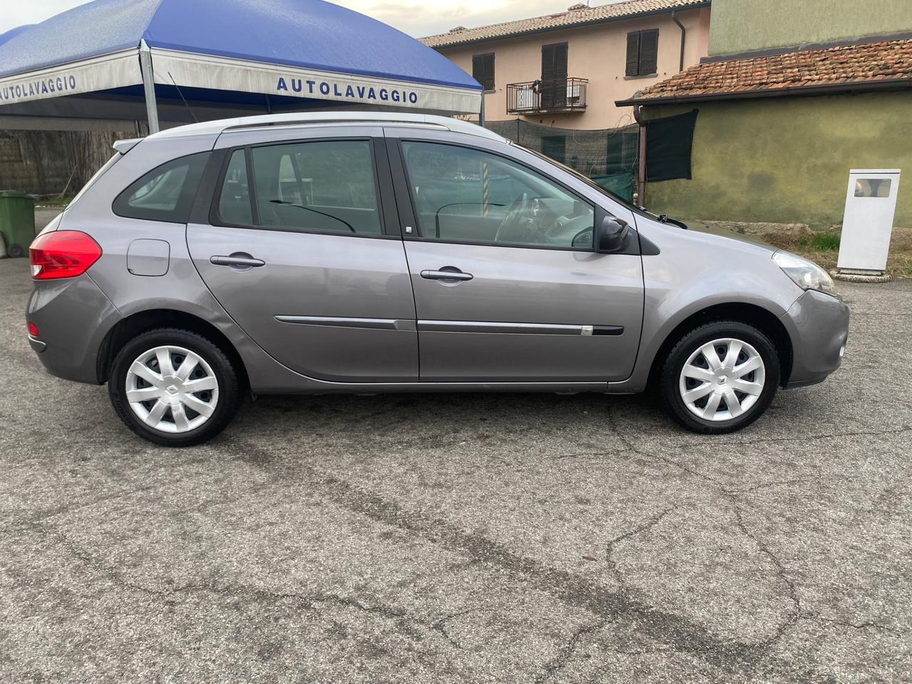 Renault Clio 1.2 16V SporTour Dynamique