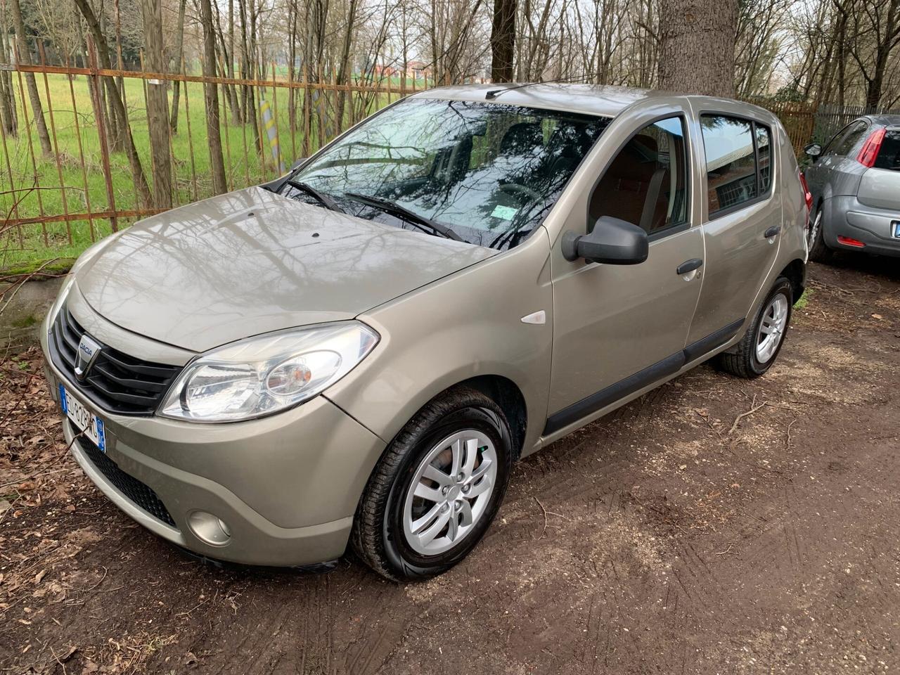 Dacia Sandero 1.4 8V GPL , adatta a Neopatentato, finanziabile