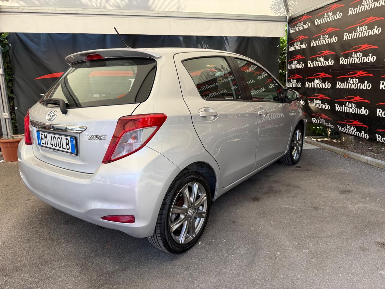 Toyota Yaris 1.3 5 porte