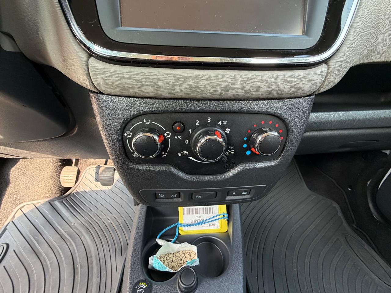 Dacia Lodgy 1.6 MPI 85cv 7 POSTI #50753