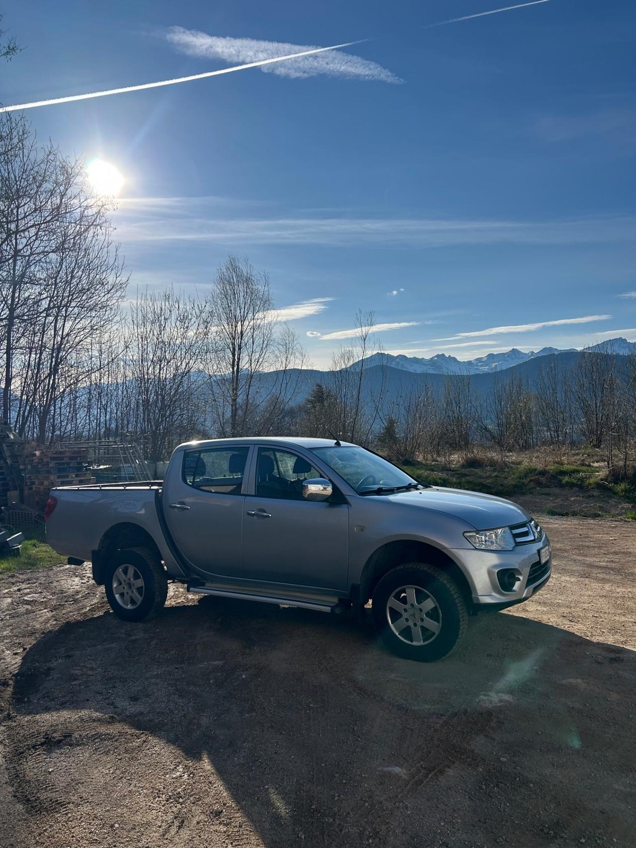 Mitsubishi L200 2.5 DI-D/136CV Club Cab Invite