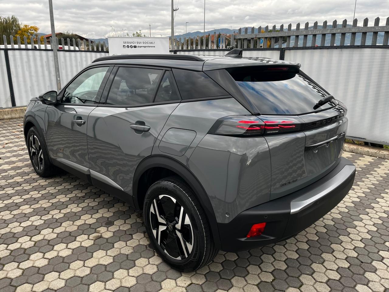 Peugeot 2008 PureTech 100 S&S Allure