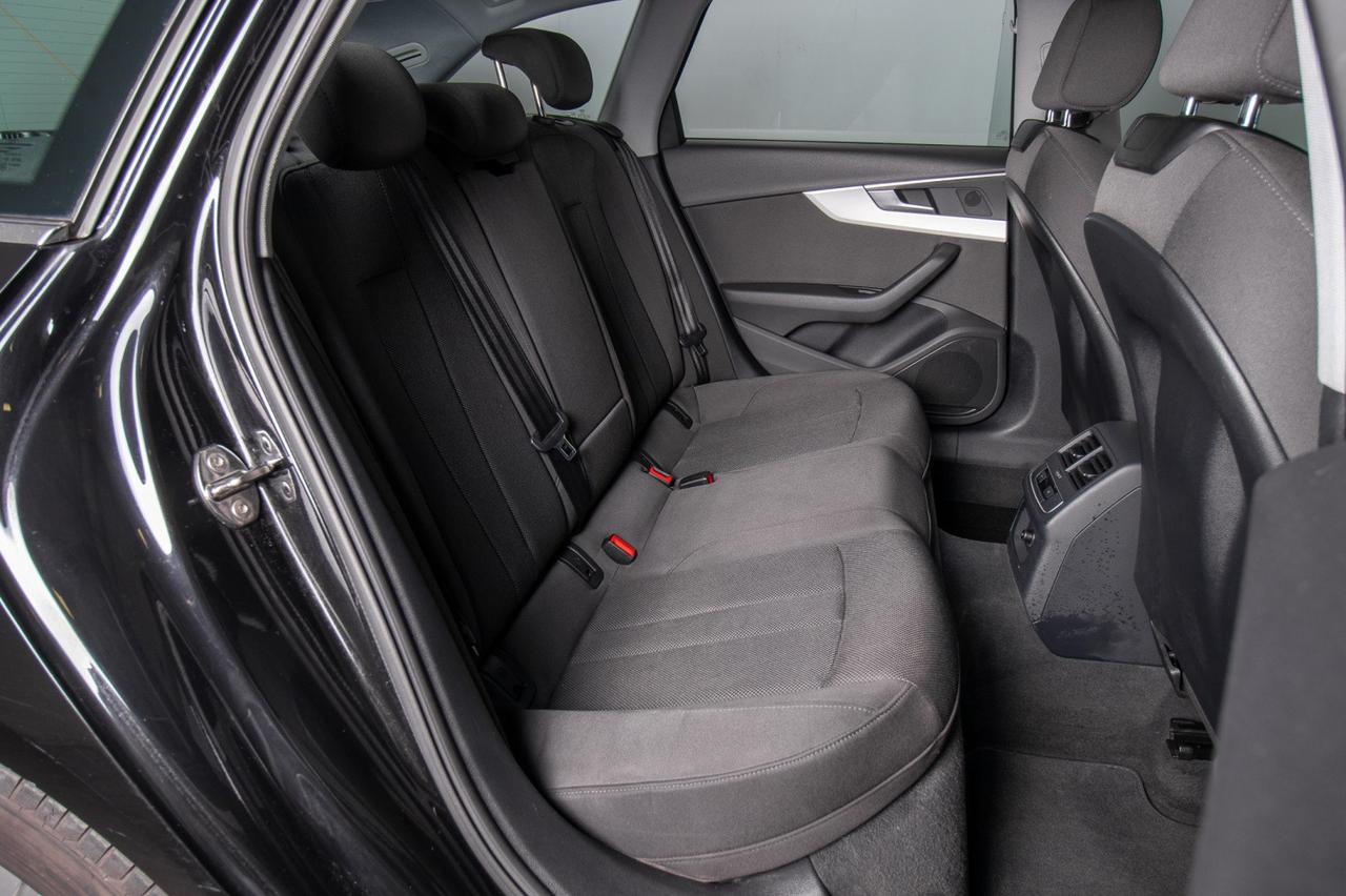 Audi A4 Avant 30 2.0 Tdi Mhev 136cv S-tronic