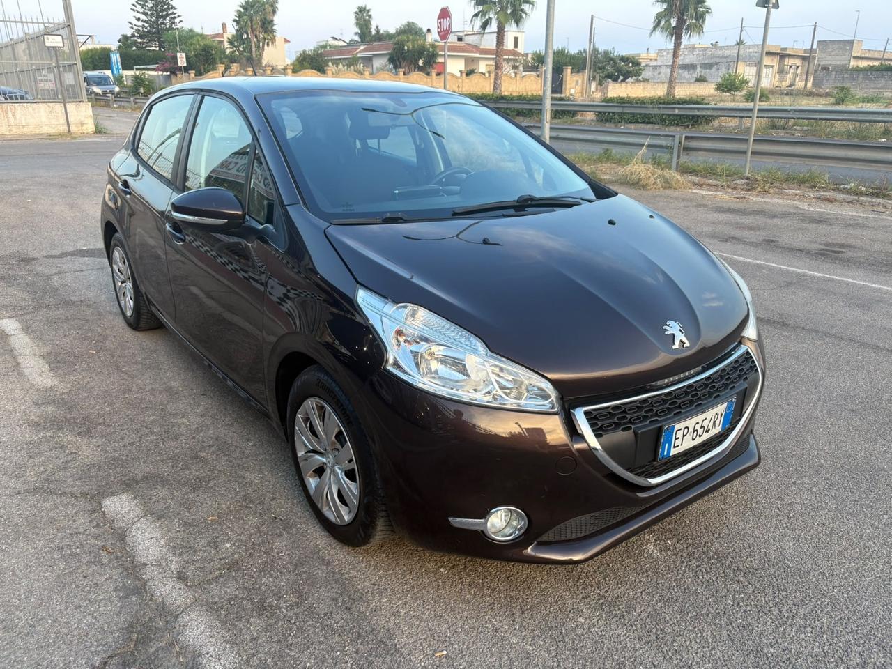 Peugeot 208 1.4 HDi 5 porte Access Unipro 2012