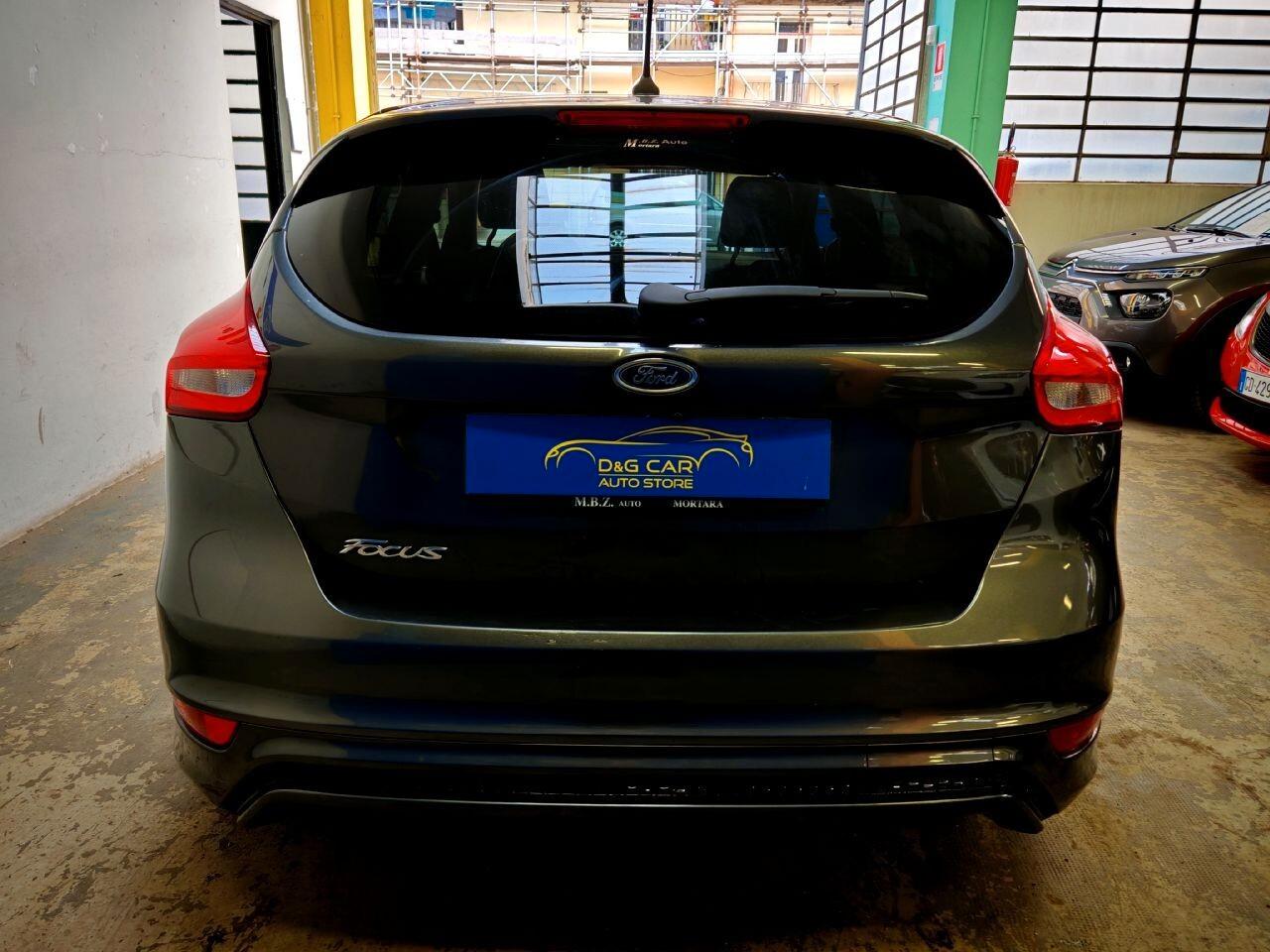 Ford Focus 1.5 TDCi ST-Line 120cv Euro 6B