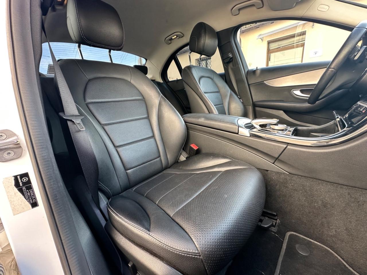 Mercedes-benz C 220 180 d Auto Premium