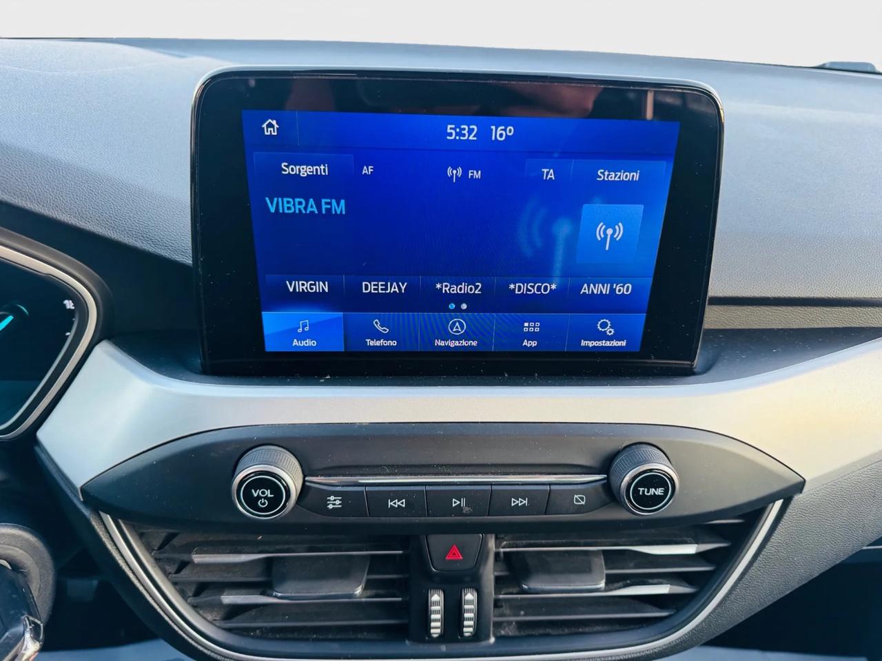 Ford Focus 1.5 EcoBlue business 2021 120.000km