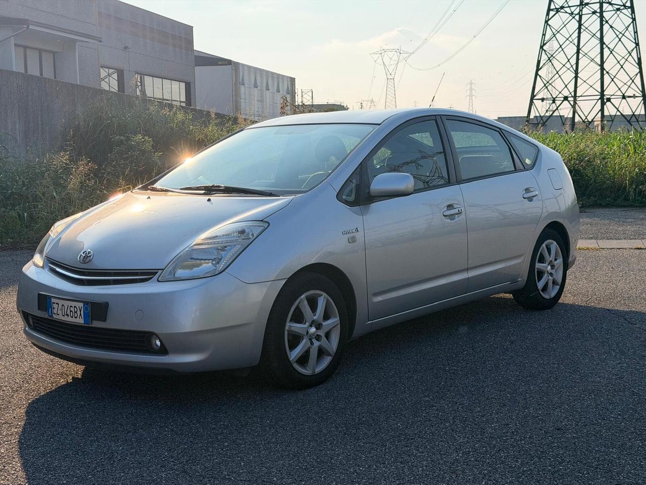 Toyota Prius 1.5i 16V Euro 4 - 2005 - 220.000 km