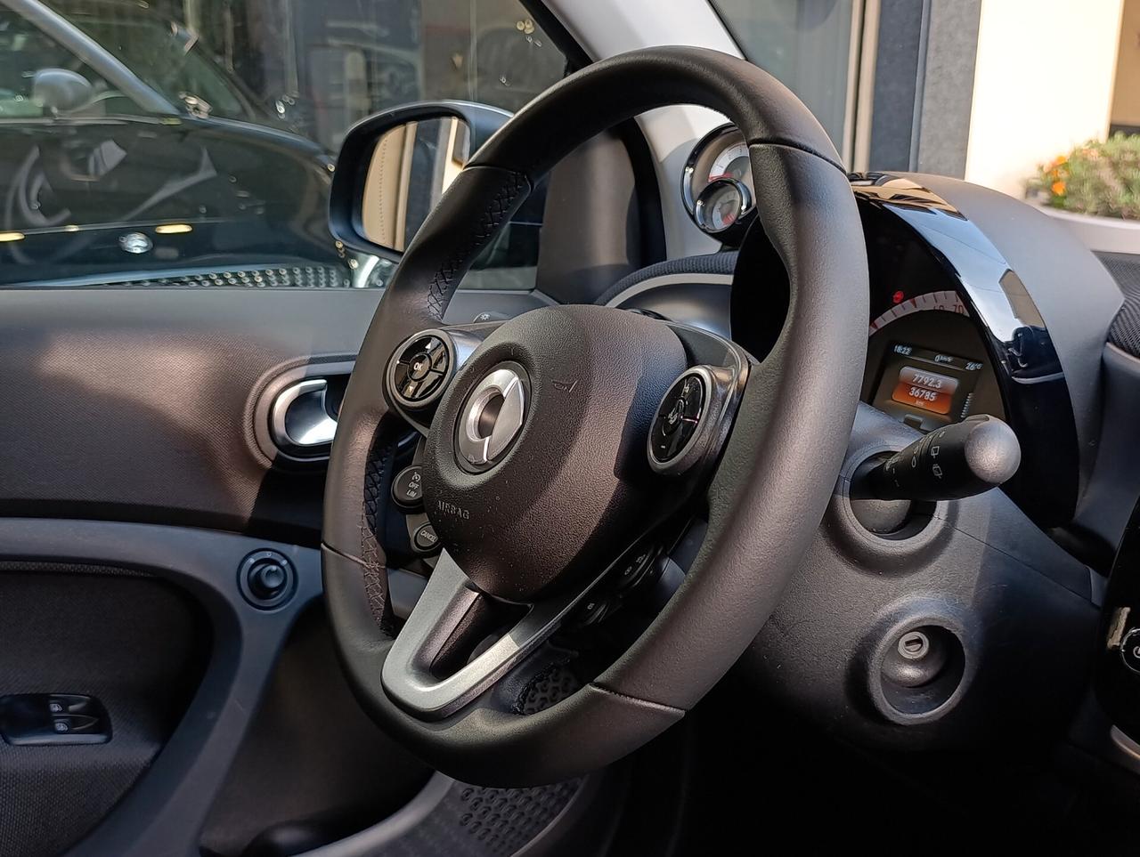 Smart ForTwo 70 1.0 twinamic Passion solo Km 36.785