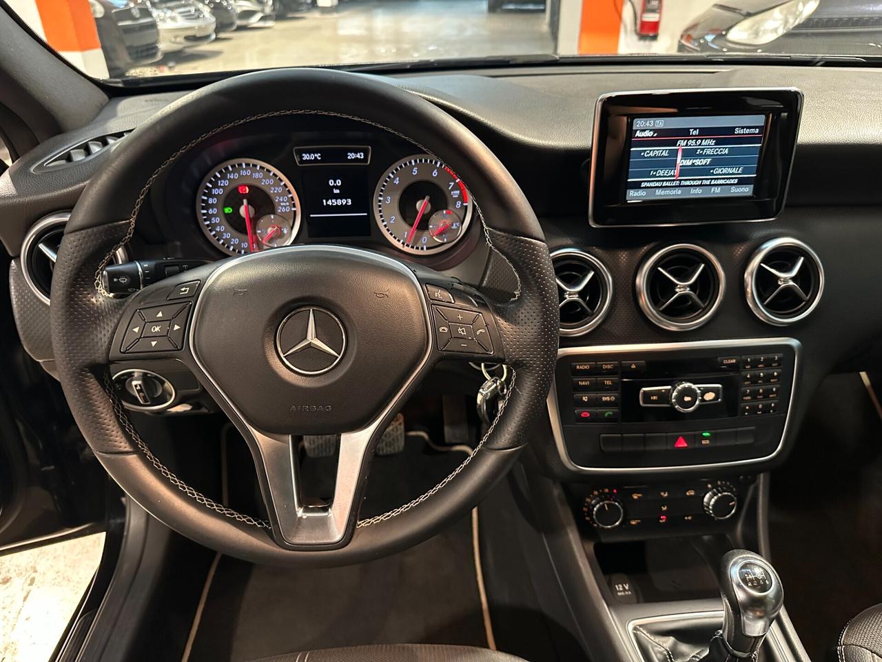 Mercedes-benz A 180 BlueEFFICIENCY Sport - UNICO PROP. CERCHI DA 19