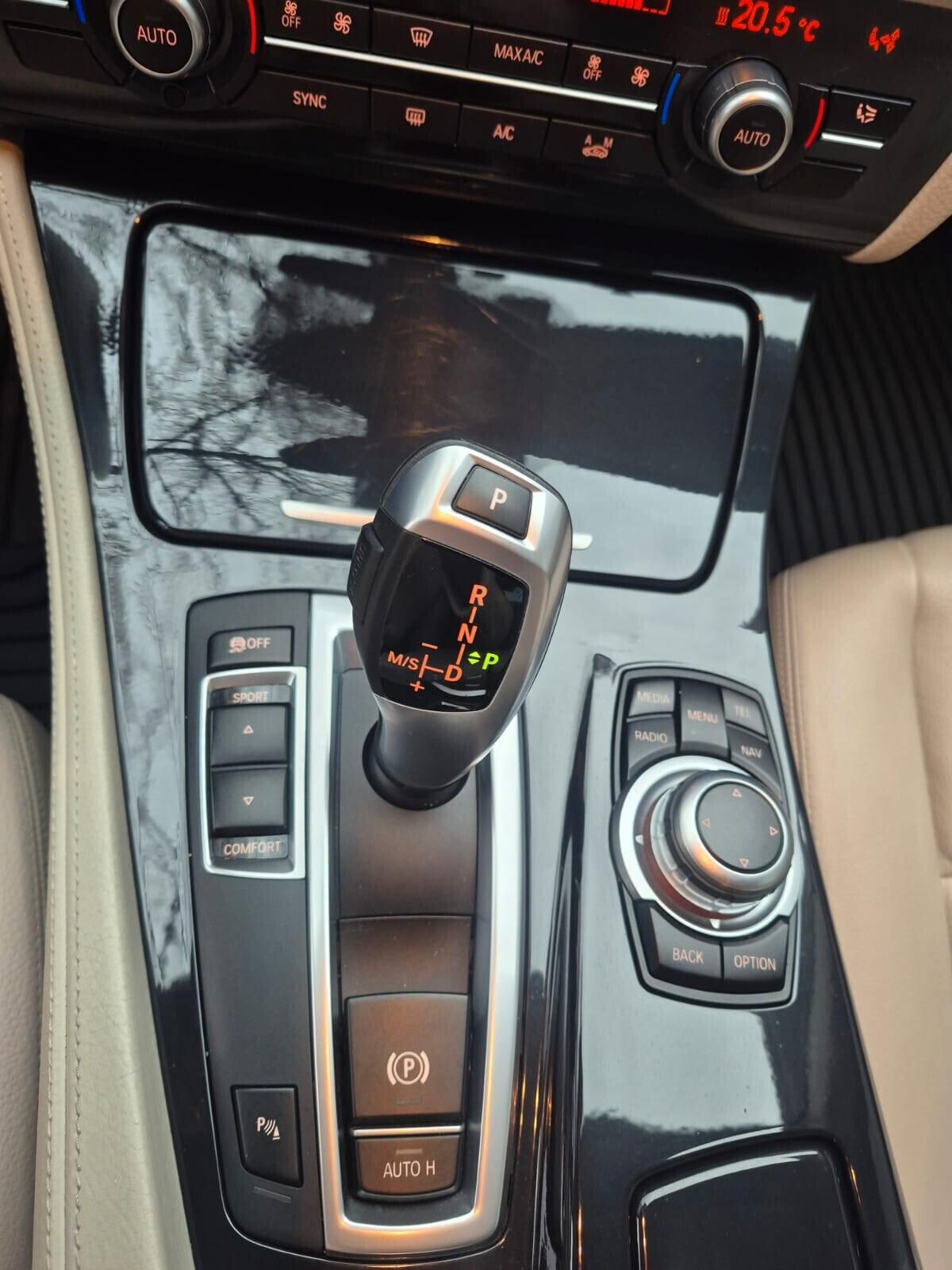 Bmw 520 520d xDrive Luxury