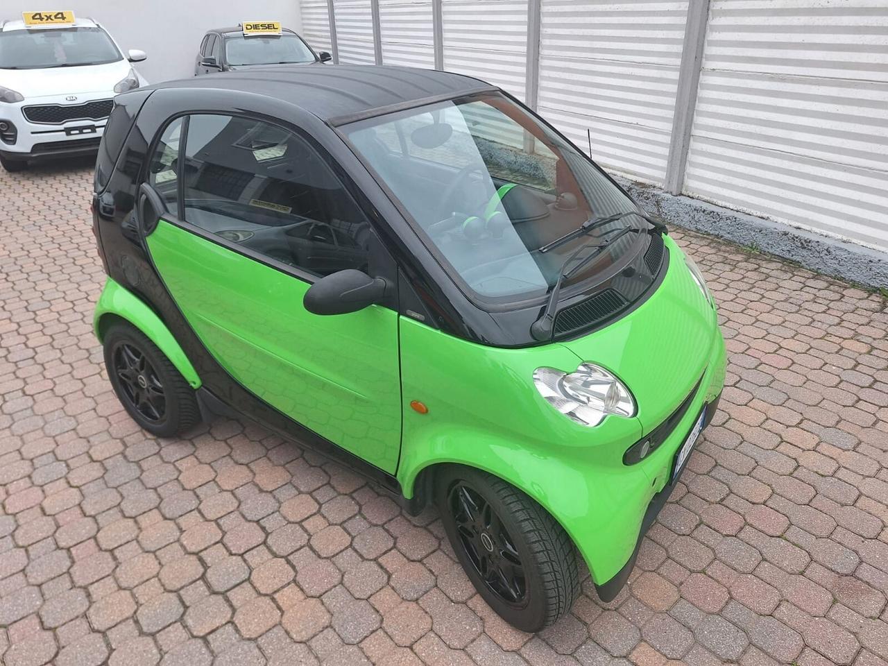 Smart ForTwo 799 Autocarro N1